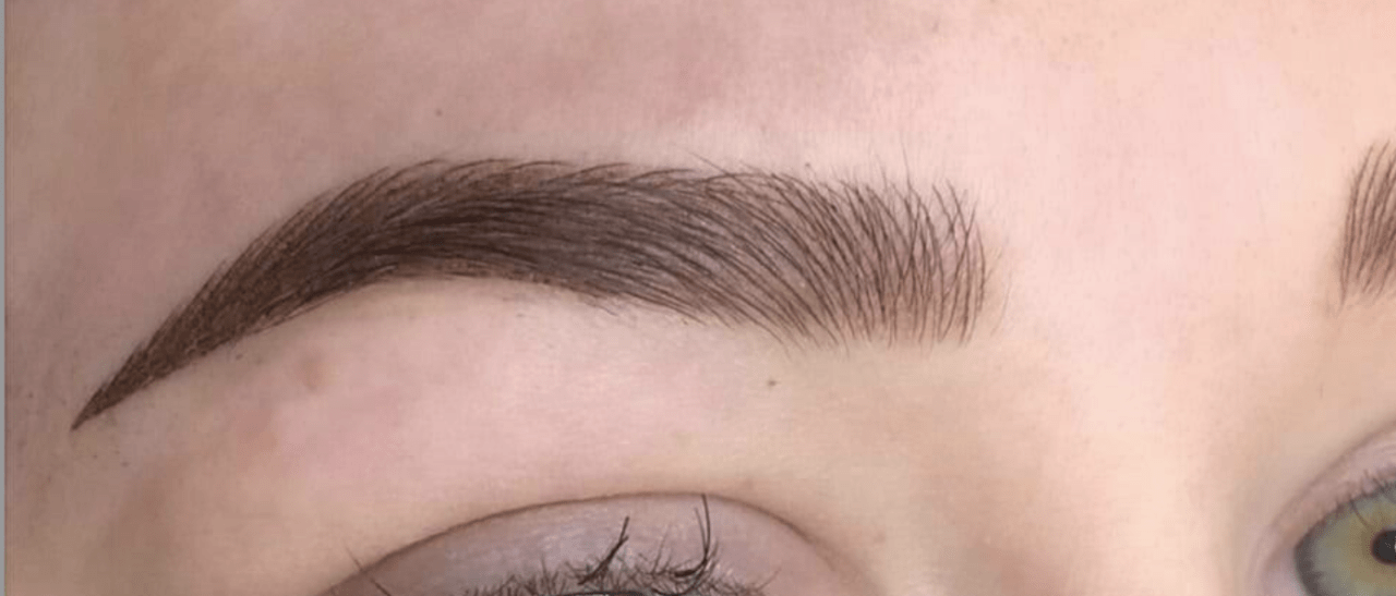 Eyebrow Tattooing : Realism in Cosmetic Tattooing Designs